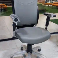 صندلی چرخدار اداری