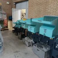 دستگاه تزریق پلاستیک و لوزام جانبی|ماشین‌آلات صنعتی|تهران, اتحاد|دیوار