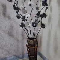 8شاخه گل خارجی با گلدون