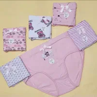 لباس زیر زنانه