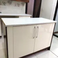 کابینت جزیره (به عنوان میز ناهارخوری و کابینت)|میز و صندلی غذاخوری|ابهر, |دیوار