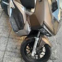 موتور adv 150 /موتور سالم و ب شرط/ موتور مزایده