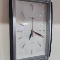 ساعت دیواری و تابلو