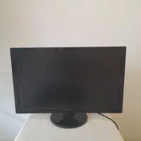 مانیتور ۲۴ اینچ LED. اسپیکر داخلی دارد