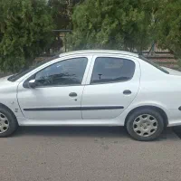 پژو ۲۰۶صندوقدار