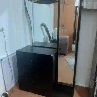 اینه ودراور با ۲ تا پاتختی رنگ مشکی طلایی