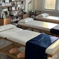 ۱۲۰مترساختمان پزشکان صفر فوق لوکس موقعیت خوب