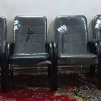 ۴ عدد صندلی اداری چرمی دسته‌دار، کاملاً نو