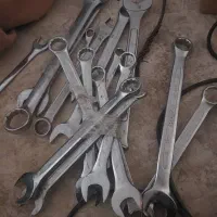 ابزار کار|ابزارآلات|لنجان, |دیوار