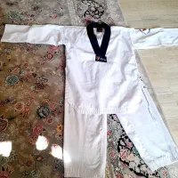 لباس تکواندو 2 تا سایز 2 و3کاملا سالم و تمیز