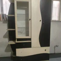 کمد چوبی کاملا سالم