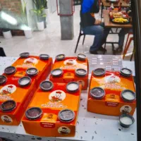 به یک نیروی ساده خانم جهت کار در فست فود