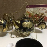 یک دست فنجان و قوری