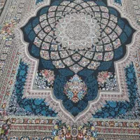 یک تخته فرش ۹ متری ۷۰۰ شانه تراکم ۲۵۵۰