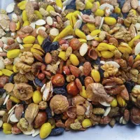 آجیل رنگارنگ