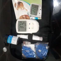 دستگاه تست قندخون