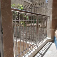 تعمیرات کلی و جزیی انواع نرده استیل،در اسرع وقت