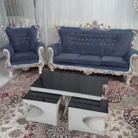 دو دست مبل راحتی هفت نفره درحدنو با میز مبلمان