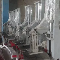 ۴ عدد میز ایستگاه کفش و دمپایی نظری (سه‌تایی)|ماشین‌آلات صنعتی|قنوات, |دیوار