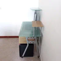 میز کامپیوتر|میز تحریر و کامپیوتر|لاهیجان, پردسر|دیوار