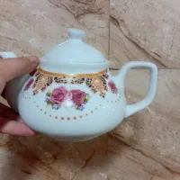 قوری بزرگ‌ کوچیک قیمت ۱۵۰ حراج|قوری، کتری، قهوه‌ساز دستی|نظرآباد, نظرآباد|دیوار