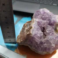 سنگ آمیتیست