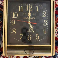 ساعت دیواری