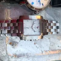 چند عدد ساعت مچی|ساعت|کرج, کوی زنبق|دیوار