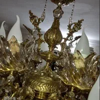 لوستر خالص اصل سنگین وزن|لوستر و چراغ آویز|شیراز, شهرک گلستان|دیوار