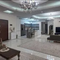 170متر / سالن بزرگ / سرایدار مقیم /  بازسازی شده|فروش آپارتمان|تهران, پاسداران|دیوار