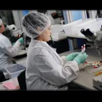 استخدام کارگرساده خانم در پزشکی خط تولید بسته بندی