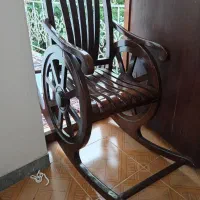 صندلی راک جنس چوب گردو