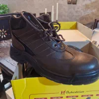 کفش ایمنی بهشتیان|کیف، کفش، کمربند|اصفهان, بختیاردشت (شهرک پرتو)|دیوار