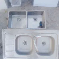 دو عدد سینک ظرفشویی دوقلو