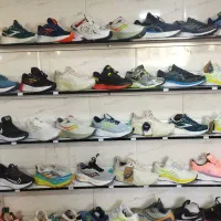 فروشنده خانم