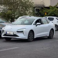 لونا برقی 2024
