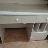 میز تحریر. سفید تمام ام دی آف  سالم سالم