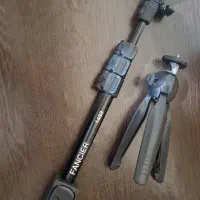 مونوپاد و سه پایه نگه دارنده