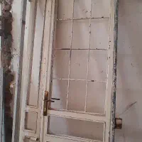 درب و پنجره آهنی