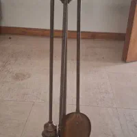 پا شومینه ی قدیمی برنجی