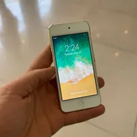ipod touch 6|پخش‌کننده همراه|شیراز, شهرک امام حسن|دیوار