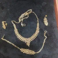 سرویس طلا 100 بالا تابلو