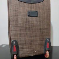 چمدان مسافرتی|کیف، کفش، کمربند|پرند, فاز ۵|دیوار