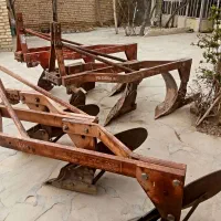 عمیقکار. کودپاش انواع گاواهن موور