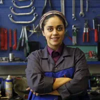 استخدام بانوان علاقمندان به تعمیرات|استخدام صنعتی، فنی، مهندسی|زنجان, |دیوار