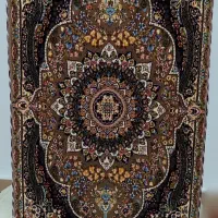 ۶ عدد پشتی سالم و درحد..