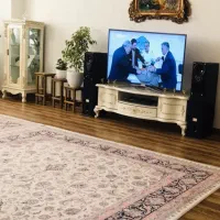 آینه و کنسول میز تلویزیون بوفه ساعت گلدان|بوفه، ویترین، کنسول|نسیم‌شهر, |دیوار