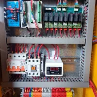 عیب یابی برقی تکفاز و سه فاز ساختمانی و صنعتی|خدمات پیشه و مهارت|شهرکرد, |دیوار