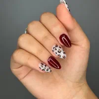 کاشت ناخن ،،کفسابی وپدیکور،موخوره گیری|خدمات آرایشگری و زیبایی|ساوه, |دیوار