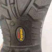 کفش ایمنی|کیف، کفش، کمربند|اندیشه, اندیشه فاز ۱|دیوار